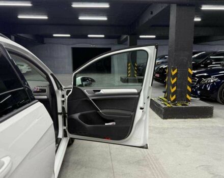 Білий Фольксваген Гольф, об'ємом двигуна 1.6 л та пробігом 231 тис. км за 11400 $, фото 19 на Automoto.ua