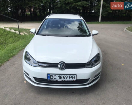 Белый Фольксваген Гольф, объемом двигателя 1.6 л и пробегом 210 тыс. км за 10000 $, фото 2 на Automoto.ua