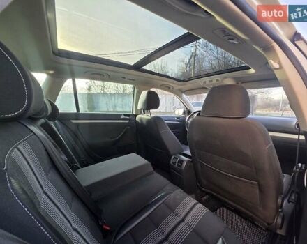 Белый Фольксваген Гольф, объемом двигателя 1.6 л и пробегом 238 тыс. км за 8450 $, фото 53 на Automoto.ua