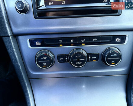 Белый Фольксваген Гольф, объемом двигателя 1.6 л и пробегом 256 тыс. км за 9500 $, фото 30 на Automoto.ua