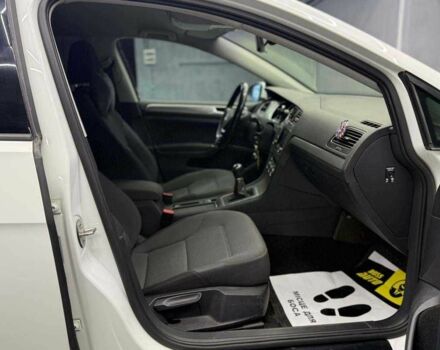 Білий Фольксваген Гольф, об'ємом двигуна 1.6 л та пробігом 231 тис. км за 11400 $, фото 18 на Automoto.ua