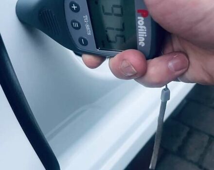 Белый Фольксваген Гольф, объемом двигателя 1.6 л и пробегом 216 тыс. км за 10900 $, фото 93 на Automoto.ua