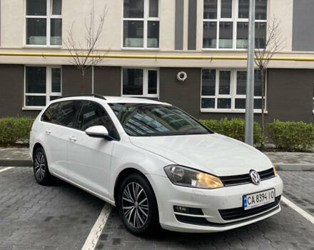 Белый Фольксваген Гольф, объемом двигателя 1.6 л и пробегом 275 тыс. км за 8700 $, фото 1 на Automoto.ua