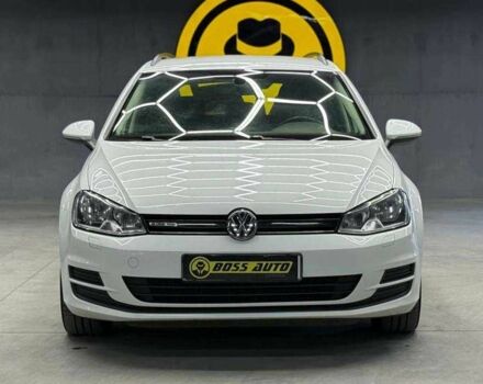 Білий Фольксваген Гольф, об'ємом двигуна 1.6 л та пробігом 231 тис. км за 11400 $, фото 1 на Automoto.ua
