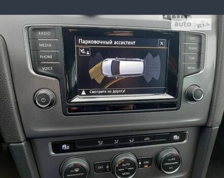 Білий Фольксваген Гольф, об'ємом двигуна 1.4 л та пробігом 215 тис. км за 9900 $, фото 10 на Automoto.ua