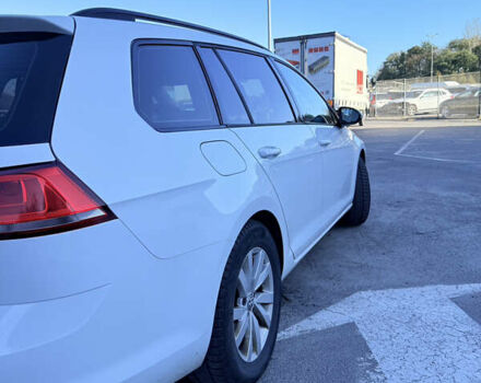 Белый Фольксваген Гольф, объемом двигателя 1.6 л и пробегом 256 тыс. км за 9500 $, фото 2 на Automoto.ua