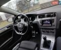 Белый Фольксваген Гольф, объемом двигателя 1.6 л и пробегом 240 тыс. км за 12000 $, фото 3 на Automoto.ua