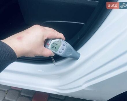 Белый Фольксваген Гольф, объемом двигателя 1.6 л и пробегом 216 тыс. км за 10900 $, фото 77 на Automoto.ua