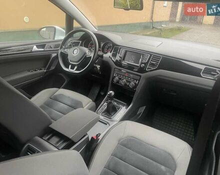 Белый Фольксваген Гольф, объемом двигателя 1.6 л и пробегом 216 тыс. км за 10900 $, фото 22 на Automoto.ua