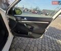 Белый Фольксваген Гольф, объемом двигателя 1.6 л и пробегом 238 тыс. км за 8450 $, фото 45 на Automoto.ua