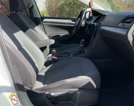 Белый Фольксваген Гольф, объемом двигателя 1.6 л и пробегом 255 тыс. км за 10900 $, фото 14 на Automoto.ua