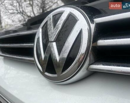Белый Фольксваген Гольф, объемом двигателя 1.6 л и пробегом 216 тыс. км за 10900 $, фото 62 на Automoto.ua