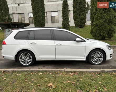 Белый Фольксваген Гольф, объемом двигателя 1.6 л и пробегом 246 тыс. км за 9350 $, фото 3 на Automoto.ua