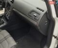 Белый Фольксваген Гольф, объемом двигателя 1.6 л и пробегом 290 тыс. км за 11200 $, фото 12 на Automoto.ua