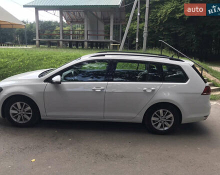 Белый Фольксваген Гольф, объемом двигателя 1.6 л и пробегом 210 тыс. км за 10000 $, фото 13 на Automoto.ua