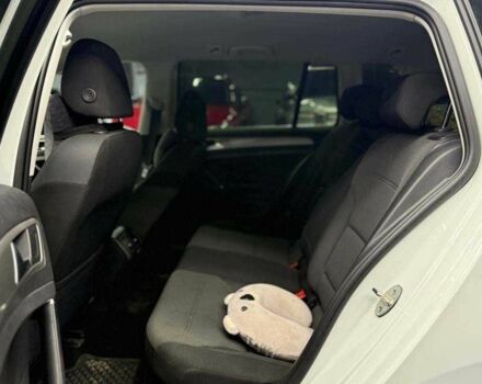 Білий Фольксваген Гольф, об'ємом двигуна 1.6 л та пробігом 231 тис. км за 11400 $, фото 21 на Automoto.ua