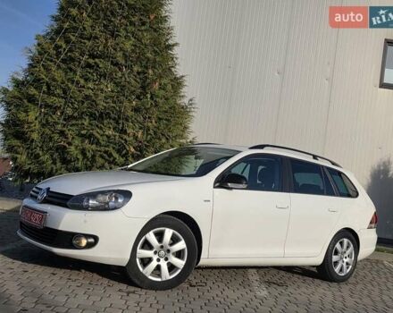 Белый Фольксваген Гольф, объемом двигателя 1.6 л и пробегом 238 тыс. км за 8450 $, фото 21 на Automoto.ua