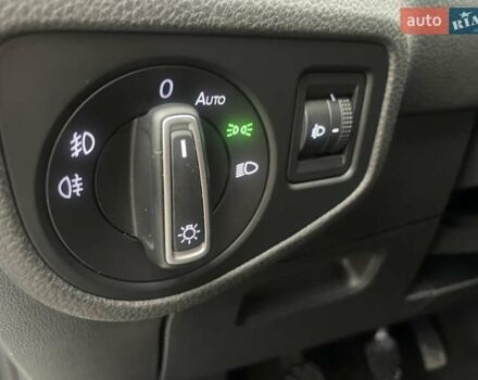 Белый Фольксваген Гольф, объемом двигателя 1.6 л и пробегом 216 тыс. км за 10900 $, фото 41 на Automoto.ua