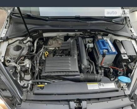 Білий Фольксваген Гольф, об'ємом двигуна 1.4 л та пробігом 215 тис. км за 9900 $, фото 11 на Automoto.ua