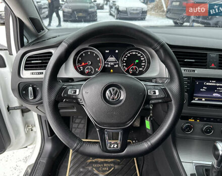 Белый Фольксваген Гольф, объемом двигателя 1.4 л и пробегом 284 тыс. км за 8500 $, фото 26 на Automoto.ua