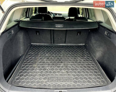 Білий Фольксваген Гольф, об'ємом двигуна 1.4 л та пробігом 280 тис. км за 11300 $, фото 3 на Automoto.ua