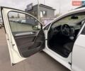 Белый Фольксваген Гольф, объемом двигателя 1.97 л и пробегом 285 тыс. км за 10800 $, фото 37 на Automoto.ua