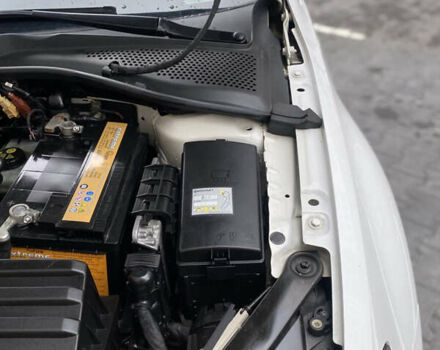 Белый Фольксваген Гольф, объемом двигателя 1.6 л и пробегом 275 тыс. км за 8700 $, фото 23 на Automoto.ua