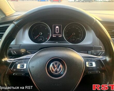 Белый Фольксваген Гольф, объемом двигателя 1.6 л и пробегом 258 тыс. км за 10700 $, фото 4 на Automoto.ua