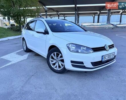 Белый Фольксваген Гольф, объемом двигателя 1.6 л и пробегом 256 тыс. км за 9500 $, фото 1 на Automoto.ua