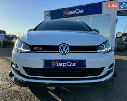 Белый Фольксваген Гольф, объемом двигателя 1.97 л и пробегом 177 тыс. км за 11800 $, фото 3 на Automoto.ua