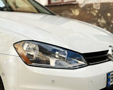 Белый Фольксваген Гольф, объемом двигателя 1.97 л и пробегом 53 тыс. км за 16000 $, фото 17 на Automoto.ua