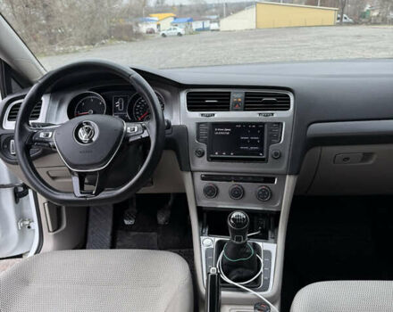 Белый Фольксваген Гольф, объемом двигателя 1.97 л и пробегом 184 тыс. км за 11500 $, фото 5 на Automoto.ua