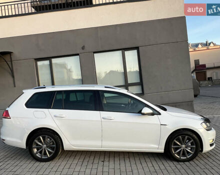 Белый Фольксваген Гольф, объемом двигателя 1.6 л и пробегом 241 тыс. км за 11600 $, фото 28 на Automoto.ua