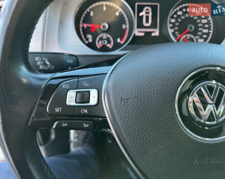 Белый Фольксваген Гольф, объемом двигателя 1.97 л и пробегом 177 тыс. км за 11800 $, фото 67 на Automoto.ua
