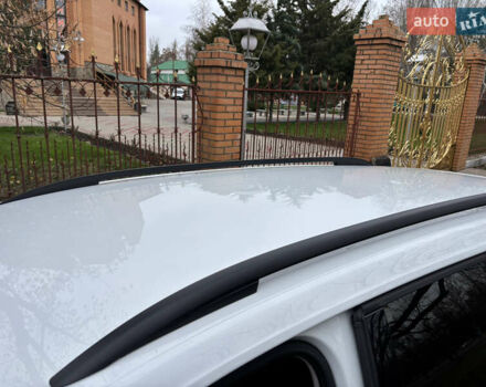 Білий Фольксваген Гольф, об'ємом двигуна 1.6 л та пробігом 220 тис. км за 11000 $, фото 5 на Automoto.ua