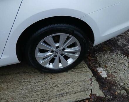 Белый Фольксваген Гольф, объемом двигателя 1.6 л и пробегом 208 тыс. км за 10000 $, фото 9 на Automoto.ua