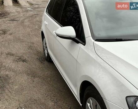 Білий Фольксваген Гольф, об'ємом двигуна 1.6 л та пробігом 360 тис. км за 11200 $, фото 6 на Automoto.ua