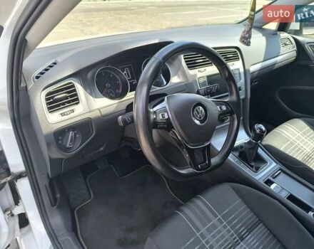 Белый Фольксваген Гольф, объемом двигателя 1.6 л и пробегом 279 тыс. км за 10500 $, фото 10 на Automoto.ua