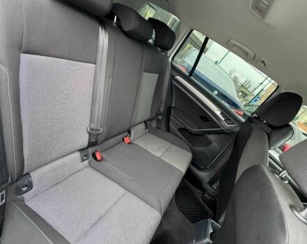 Белый Фольксваген Гольф, объемом двигателя 1.6 л и пробегом 260 тыс. км за 9650 $, фото 11 на Automoto.ua