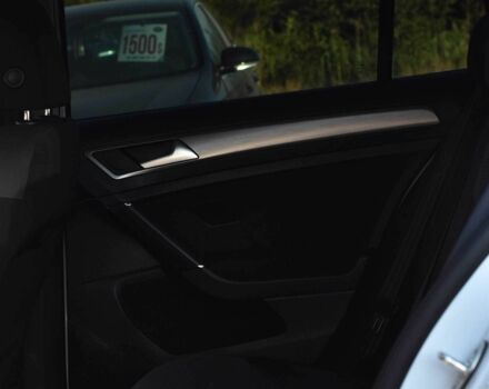 Белый Фольксваген Гольф, объемом двигателя 2 л и пробегом 250 тыс. км за 12450 $, фото 19 на Automoto.ua