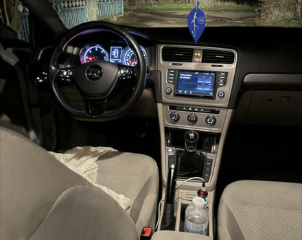 Белый Фольксваген Гольф, объемом двигателя 1.97 л и пробегом 184 тыс. км за 11500 $, фото 10 на Automoto.ua