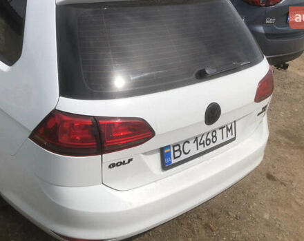 Белый Фольксваген Гольф, объемом двигателя 1.4 л и пробегом 274 тыс. км за 7990 $, фото 3 на Automoto.ua