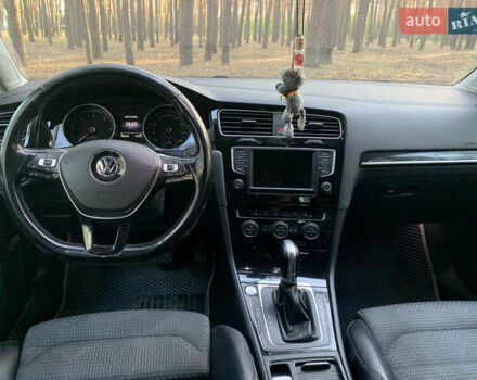 Белый Фольксваген Гольф, объемом двигателя 1.97 л и пробегом 240 тыс. км за 12900 $, фото 8 на Automoto.ua