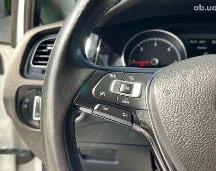 Білий Фольксваген Гольф, об'ємом двигуна 1.6 л та пробігом 268 тис. км за 10590 $, фото 38 на Automoto.ua