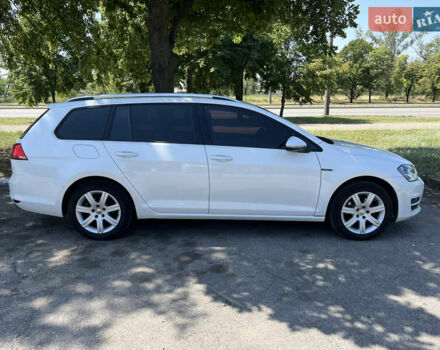 Білий Фольксваген Гольф, об'ємом двигуна 1.6 л та пробігом 290 тис. км за 10500 $, фото 5 на Automoto.ua