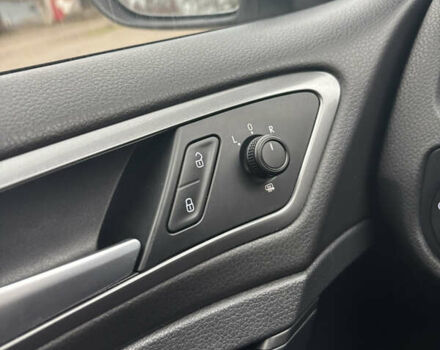 Білий Фольксваген Гольф, об'ємом двигуна 1.6 л та пробігом 220 тис. км за 11000 $, фото 27 на Automoto.ua