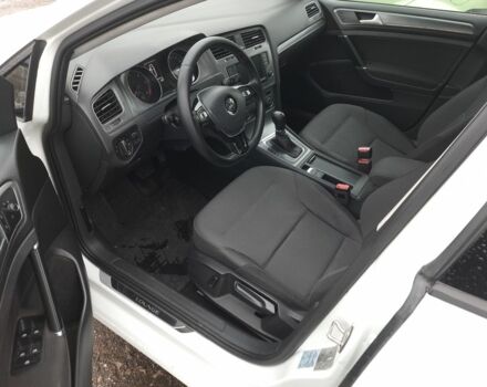 Білий Фольксваген Гольф, об'ємом двигуна 1.6 л та пробігом 244 тис. км за 8500 $, фото 10 на Automoto.ua