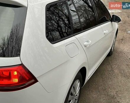 Білий Фольксваген Гольф, об'ємом двигуна 1.6 л та пробігом 360 тис. км за 11200 $, фото 4 на Automoto.ua