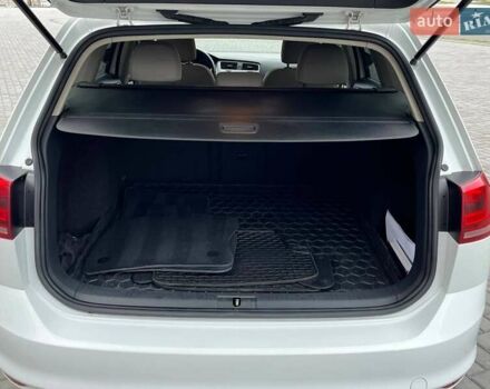 Фольксваген Гольф 2015 в Днепре (Днепропетровске) на Automoto.ua Белый Фольксваген Гольф, объемом двигателя 1.97 л и пробегом 197 тыс. км за 12900 $, фото 3 на Automoto.ua