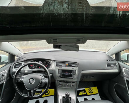 Білий Фольксваген Гольф, об'ємом двигуна 1.97 л та пробігом 53 тис. км за 16700 $, фото 12 на Automoto.ua